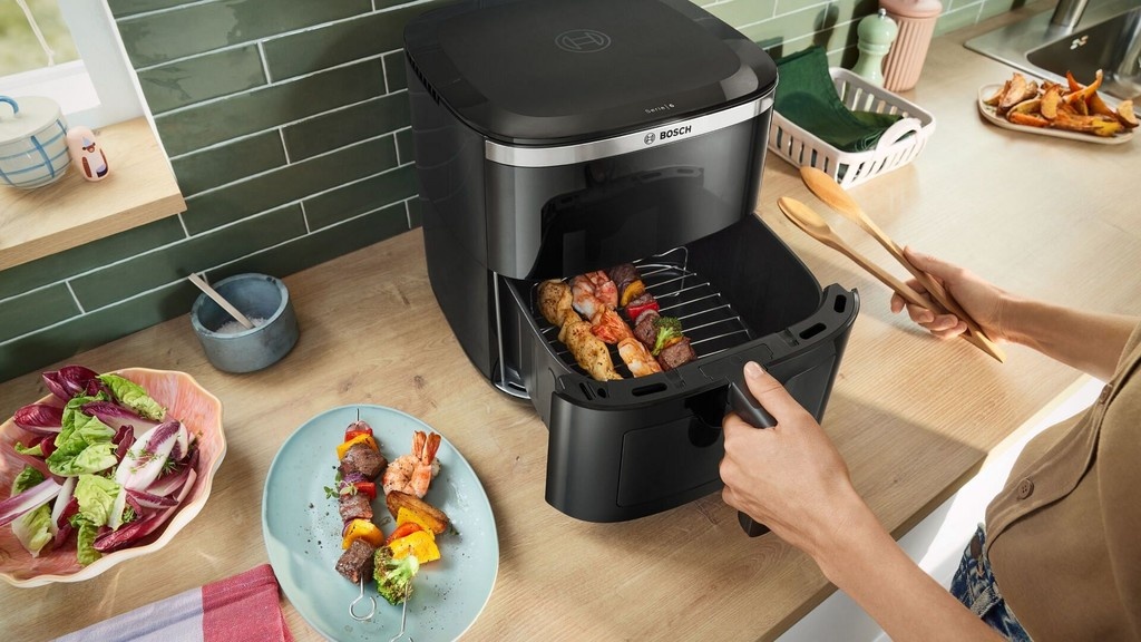 Karšto oro gruzdintuvė Bosch MAF671B0 nuotrauka