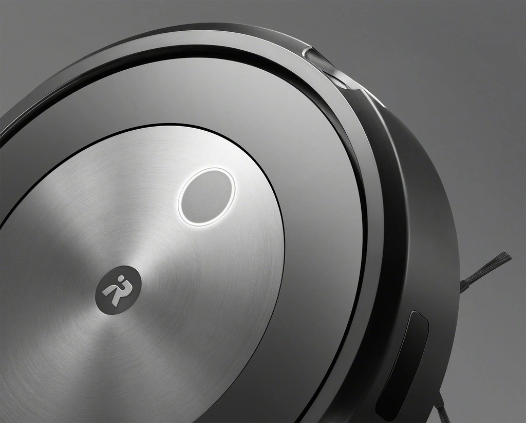 iRobot Roomba J7 Plus nuotrauka